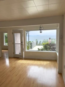 15181 Marine Drive, White Rock, BC, White Rock — Single Family Residence for sale
