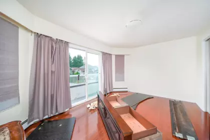Hallway Photo of 5091 Sidley Street, Burnaby, BC