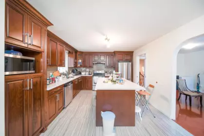 Mudroom Photo of 5091 Sidley Street, Burnaby, BC