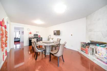 Office / Den Photo of 5091 Sidley Street, Burnaby, BC