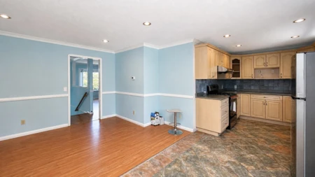 Guest Bathroom Photo of 15292 94 Avenue, Surrey, BC