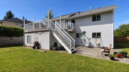 Playground / Recreational Area Near 15292 94 Avenue, Surrey, BC