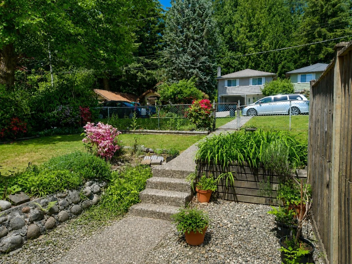 Living Room Photo of 1555 Burrill Avenue, North Vancouver, BC