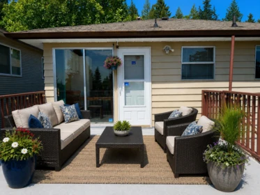 Breakfast Nook Photo of 1555 Burrill Avenue, North Vancouver, BC