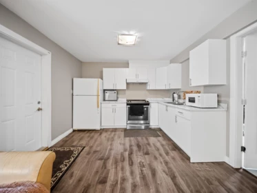 Laundry Room Photo of 33726 Best Avenue, Mission, BC