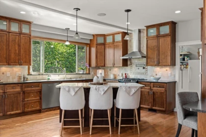 Kitchen Photo of 7244 Marble Hill Road, Chilliwack, BC
