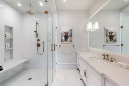 Entry Foyer Photo of 18256 21a Avenue, Surrey, BC