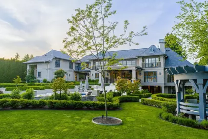 Fitness Center Photo Near 18256 21a Avenue, Surrey, BC
