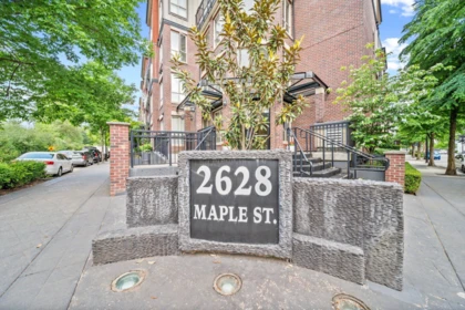 Staircase Photo of 421 2628 Maple Street, Port Coquitlam, BC