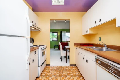 Breakfast Nook Photo of PH5 936 Bute Street, Vancouver, BC