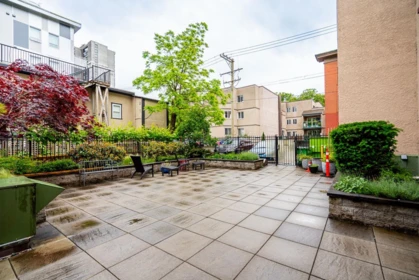 Garden / Landscaping Photo of PH5 936 Bute Street, Vancouver, BC