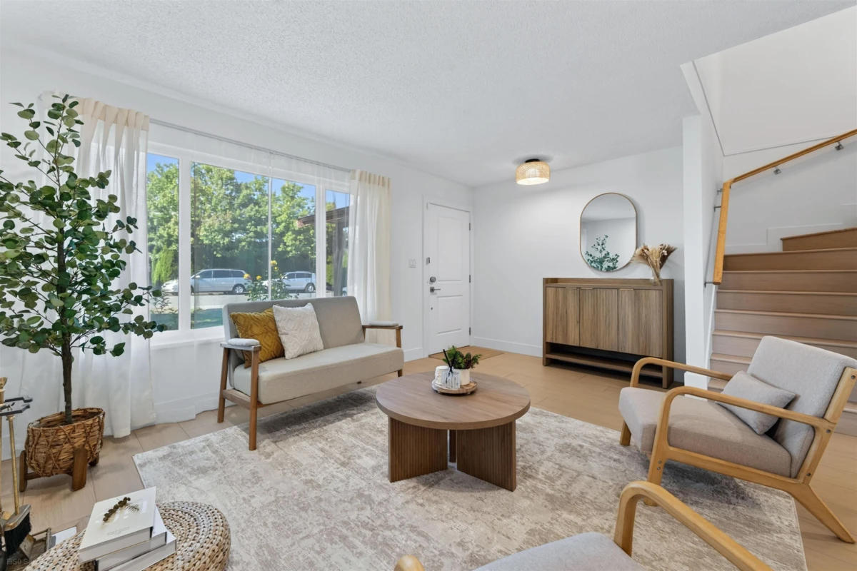 Family Room Photo of 6020 Comstock Road, Richmond, BC