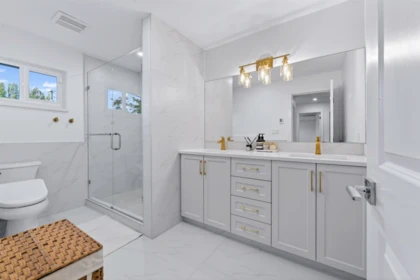 Entry Foyer Photo of 6020 Comstock Road, Richmond, BC