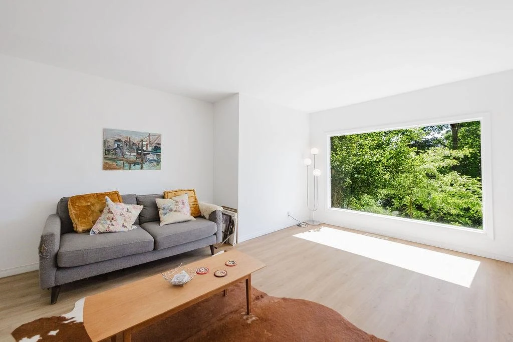Living Room Photo of 915 Marine Drive, Gibsons, BC