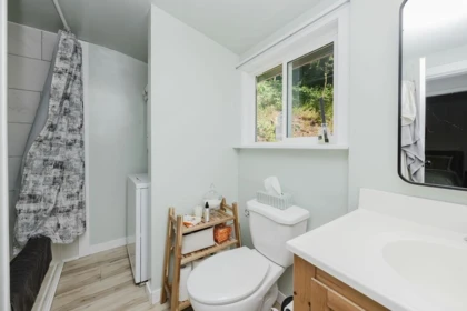 Powder Room Photo of 915 Marine Drive, Gibsons, BC