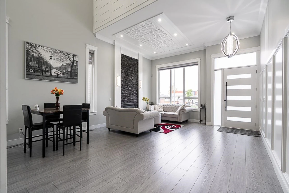 Dining Area Photo of 10598 124 Street, Surrey, BC