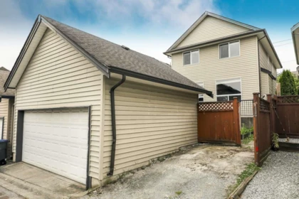 Staircase Photo of 6630 192 Street, Surrey, BC