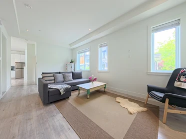 5855 St. George Street, Vancouver, BC, Vancouver — Half Duplex for sale