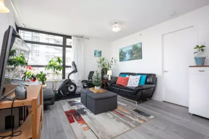 404 8120 Lansdowne Road, Richmond, BC, Richmond — Apartment/Condo for sale
