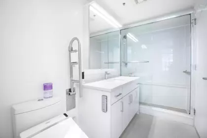 Primary Bathroom Photo of 404 8120 Lansdowne Road, Richmond, BC