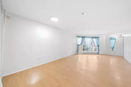 304 7800 St. Albans Road, Richmond, BC, Richmond — Apartment/Condo for sale