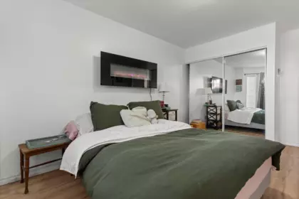 Primary Bedroom Photo of 103 2567 Victoria Street, Abbotsford, BC