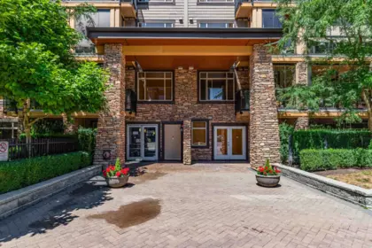 356 8258 207a Street, Langley, BC, Langley — Apartment/Condo for sale