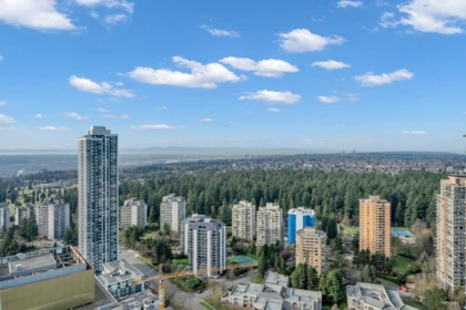 Kitchen Photo of 3606 6383 Mckay Avenue, Burnaby, BC