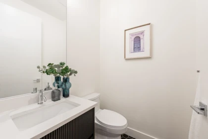 Mudroom Photo of 1 1845 E 51st Avenue, Vancouver, BC