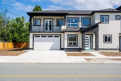 A 45945 Lewis Avenue, Chilliwack, BC, Chilliwack — Half Duplex for sale
