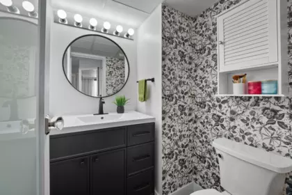 Powder Room Photo of 907 11881 88 Avenue, Delta, BC