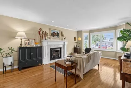 Kitchen Photo of 2989 W 40th Avenue, Vancouver, BC