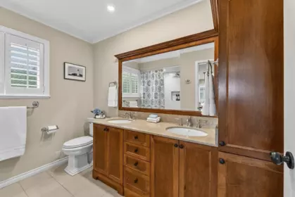 Swimming Pool Photo of 2989 W 40th Avenue, Vancouver, BC