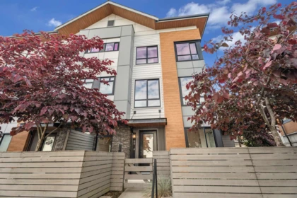 60 15151 Edmund Drive, Surrey, BC, Surrey — Townhouse for sale