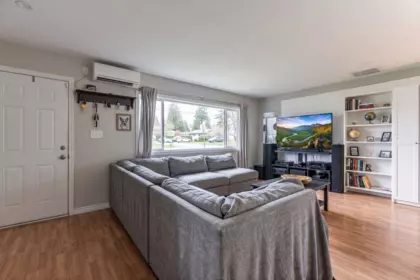 Primary Bedroom Photo of 2561 Ross Road, Abbotsford, BC