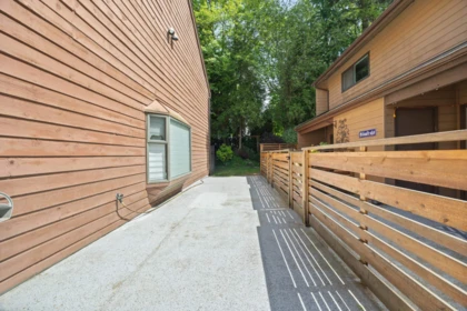 Garage Interior Photo of 4384 Garden Grove Drive, Burnaby, BC