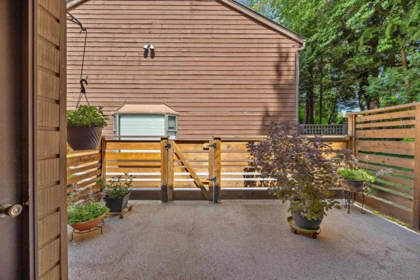 Mudroom Photo of 4384 Garden Grove Drive, Burnaby, BC