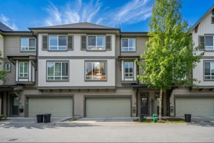 Front Yard Photo of 49 30930 Westridge Place, Abbotsford, BC