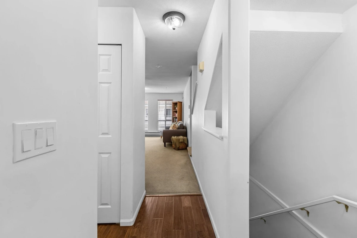 Family Room Photo of 4 8930 Walnut Grove Drive, Langley, BC