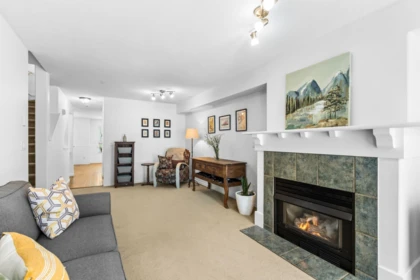 4 8930 Walnut Grove Drive, Langley, BC, Langley — Townhouse for sale