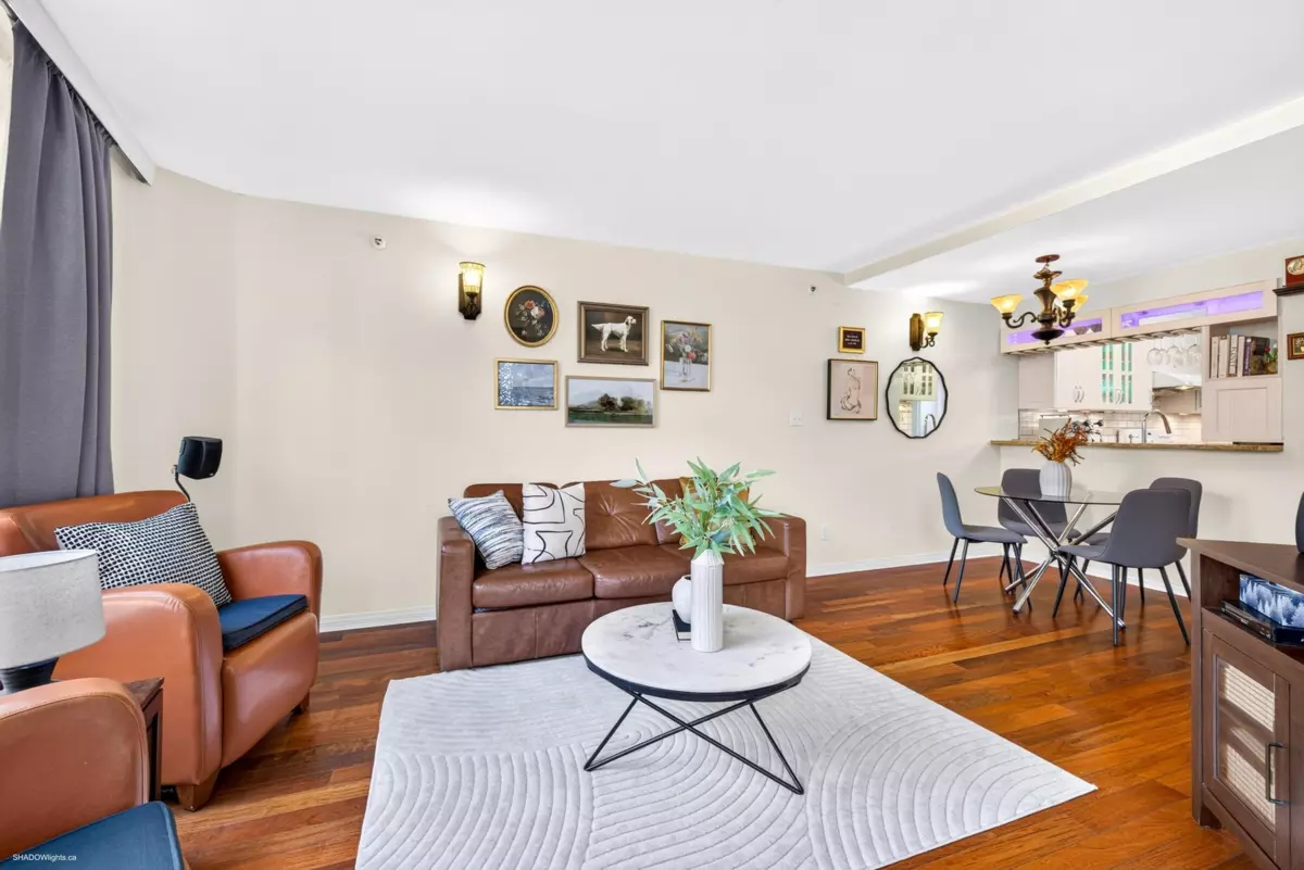 Living Room Photo of 201 1272 Comox Street, Vancouver, BC