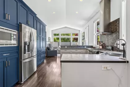 Kitchen Island Photo of 5631 Page Road, Sechelt, BC