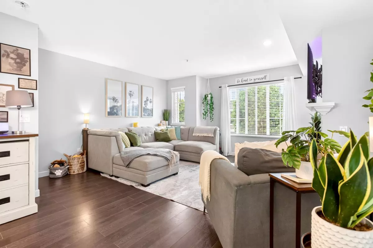 Family Room Photo of 61 20560 66 Avenue, Langley, BC
