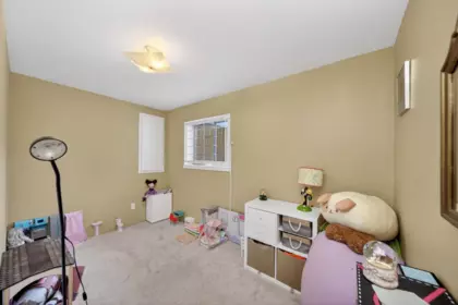 Entry Foyer Photo of 2258 Wenonah Street, Vancouver, BC