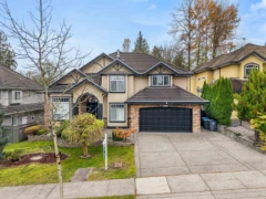 16416 92a Avenue, Surrey, BC