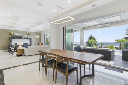 Breakfast Nook Photo of 1515 Camelot Road, West Vancouver, BC
