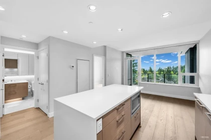 Kitchen Photo of 1107 5410 Shortcut Road, Vancouver, BC