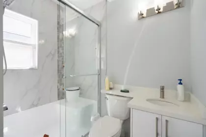 Mudroom Photo of 14977 69 Avenue, Surrey, BC