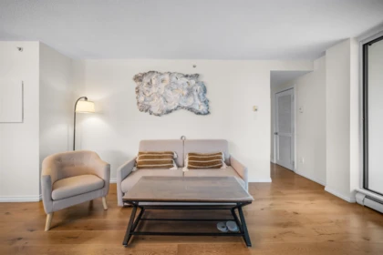 2204 183 Keefer Place, Vancouver, BC, Vancouver — Apartment/Condo for sale