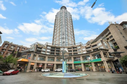 Outdoor Patio Photo of 2204 183 Keefer Place, Vancouver, BC